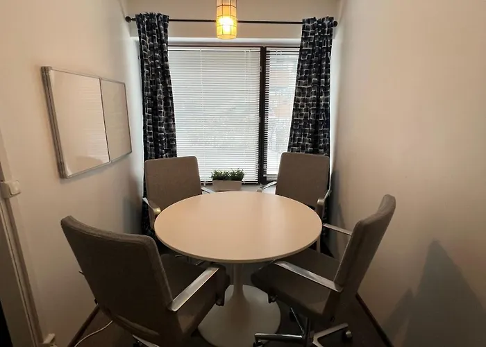 Matkatoimisto Laehellae Keskustaa